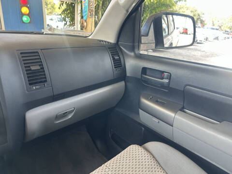 2010 Toyota Tundra Grade