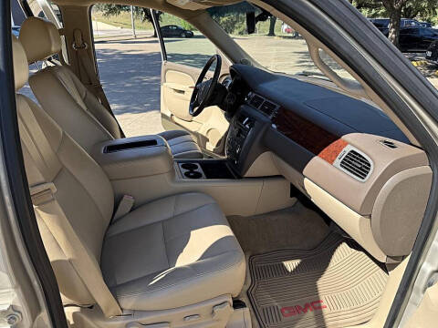 2013 GMC Yukon XL SLT