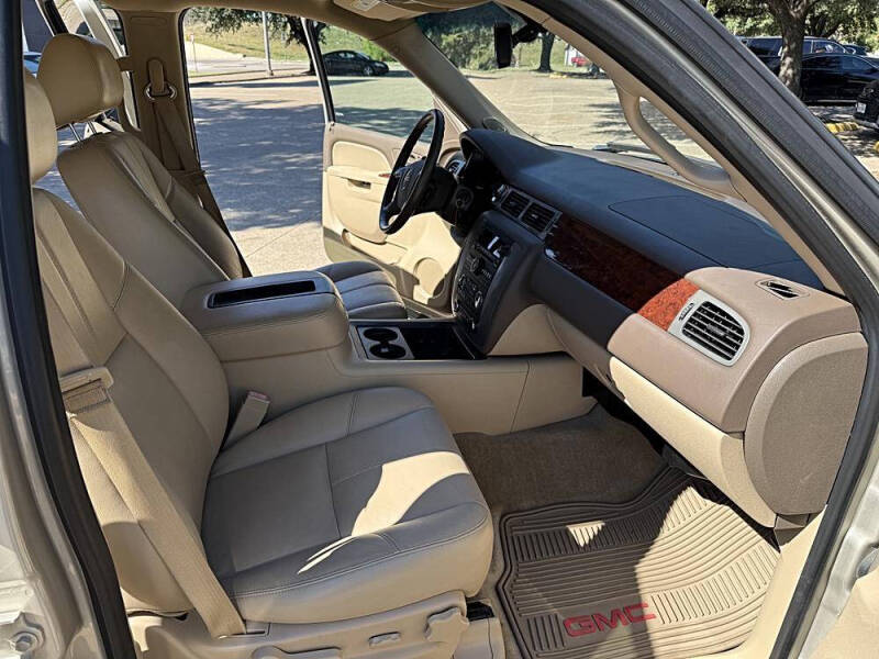 2013 GMC Yukon XL SLT