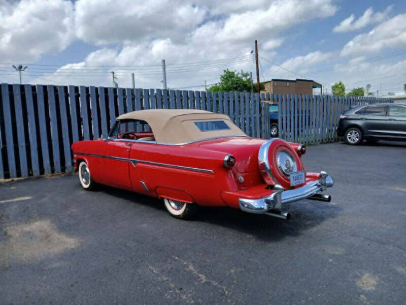 1954 Ford Sunliner