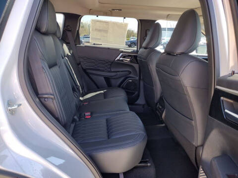 2026 Mitsubishi Outlander SEL