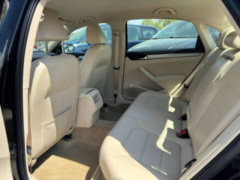 2015 Volkswagen Passat 1.8T Limited Edition