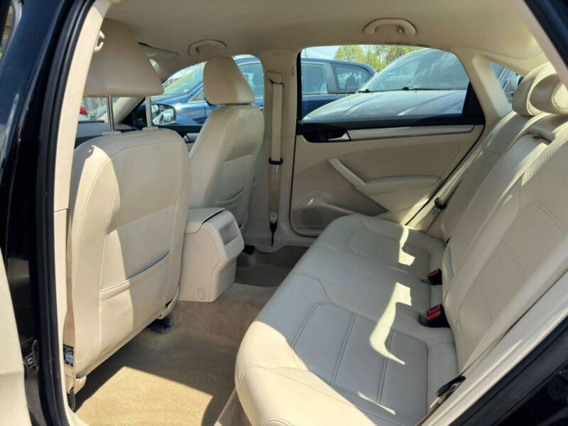 2015 Volkswagen Passat 1.8T Limited Edition