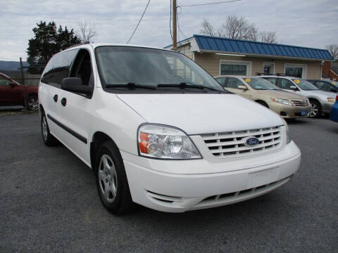 2006 Ford Freestar for sale at Supermax Autos in Strasburg VA