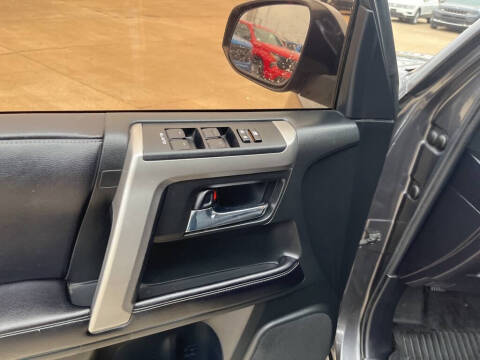 2017 Toyota 4Runner SR5