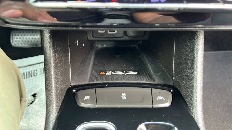 2023 Chevrolet Bolt EUV LT
