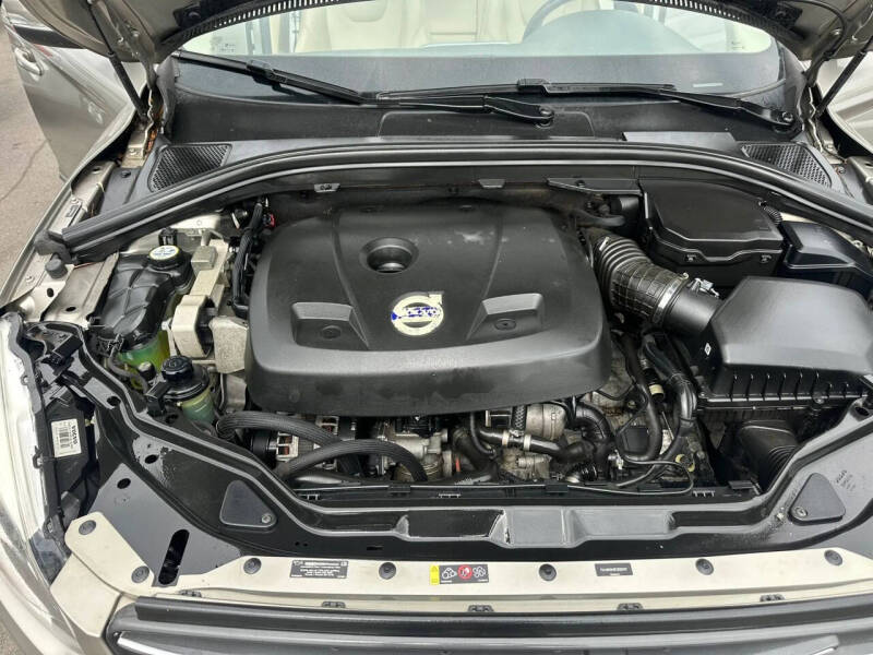 2015 Volvo XC60 T6 Drive-E