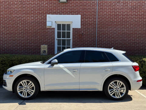 2019 Audi Q5 quattro Prestige 45 TFSI