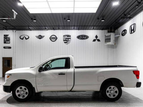 2017 Nissan Titan