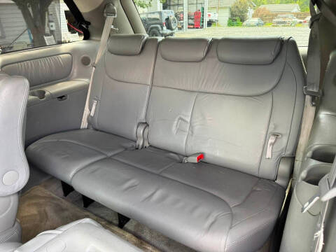 2005 Toyota Sienna XLE Limited 7 Passenger