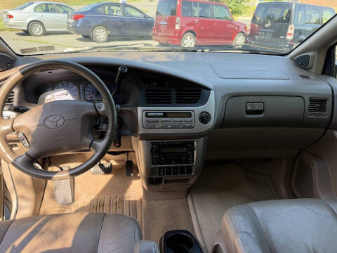 2002 Toyota Sienna XLE