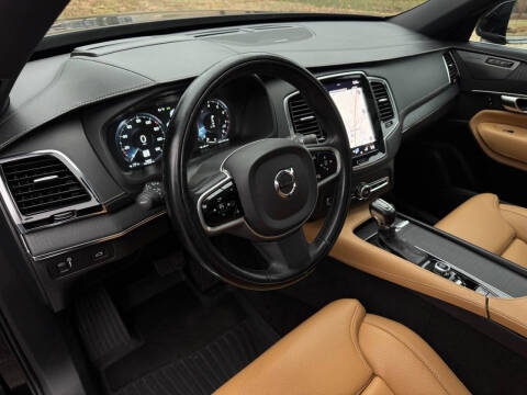 2021 Volvo XC90 T6 Inscription 7-Passenger