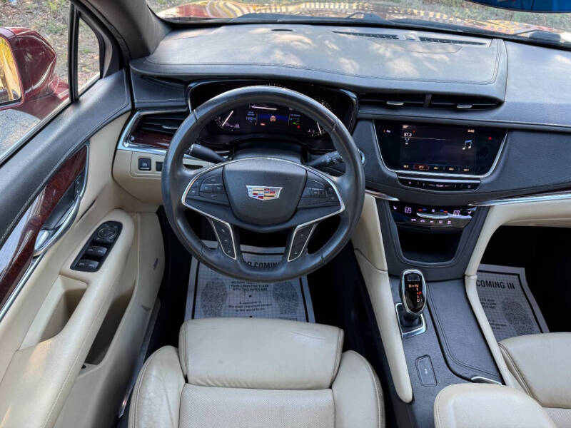 2017 Cadillac XT5 Luxury