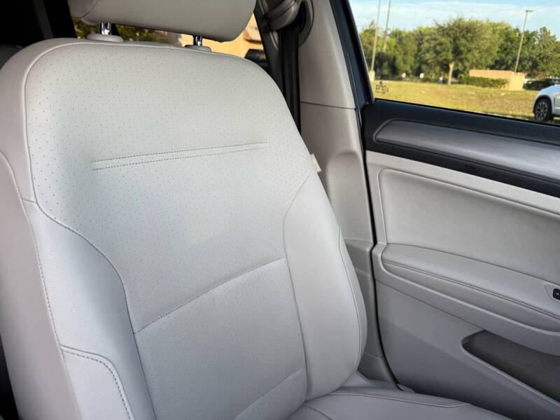 2015 Volkswagen Golf TDI S