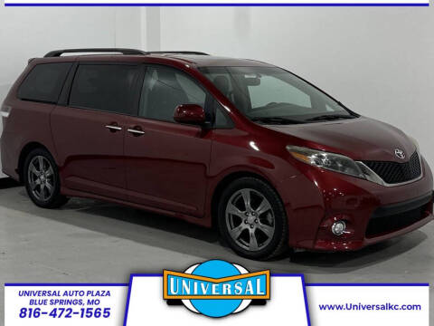 2017 Toyota Sienna SE Premium 8-Passenger