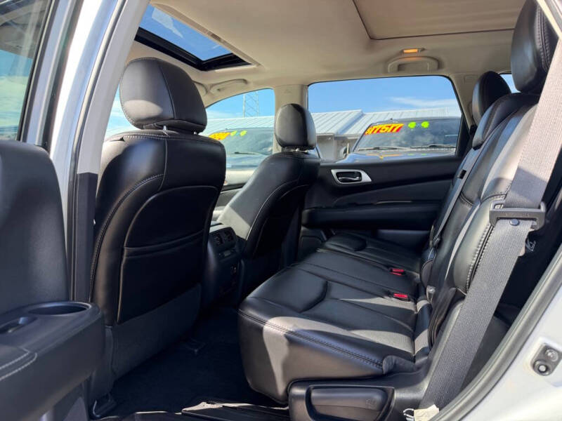 2017 Nissan Pathfinder S