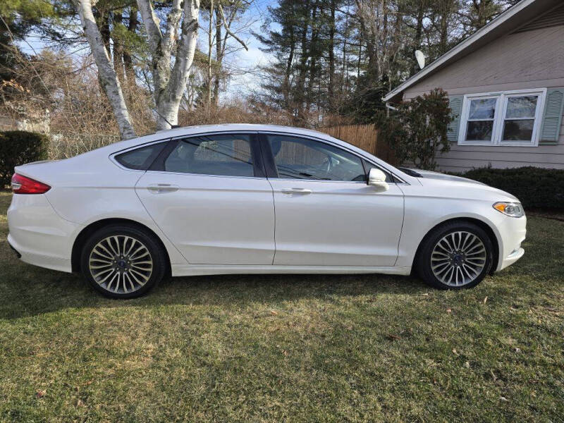 2017 Ford Fusion SE