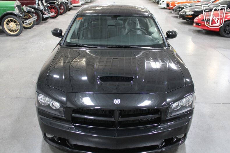 2006 Dodge Charger SRT-8