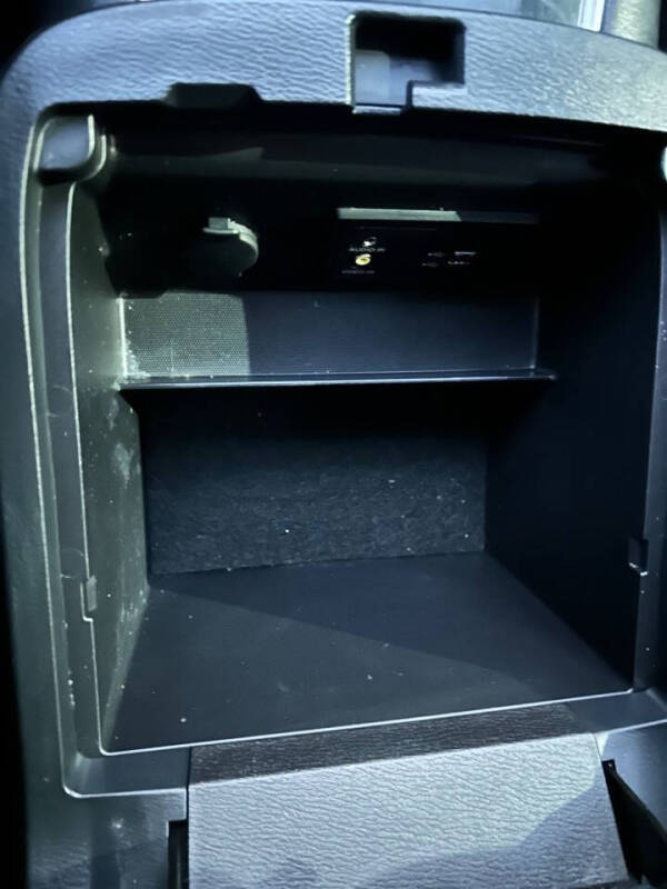 2017 Nissan Pathfinder SV