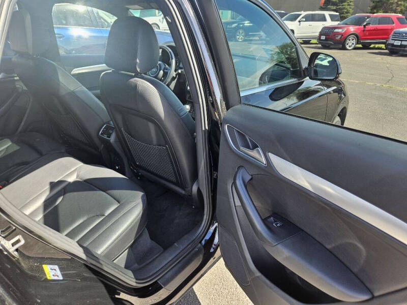 2017 Audi Q3 2.0T quattro Premium Plus