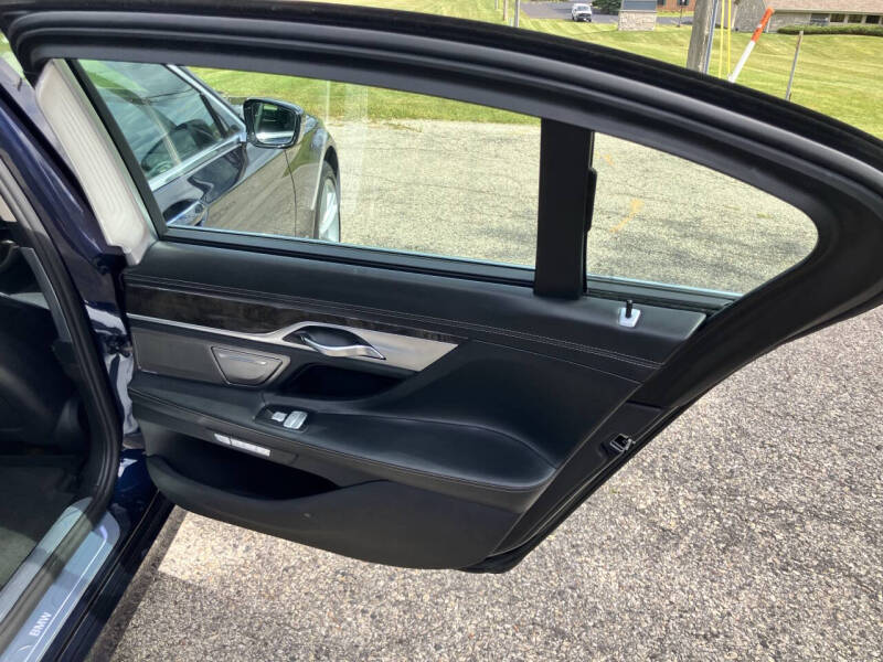 2016 BMW 7 Series 750i xDrive