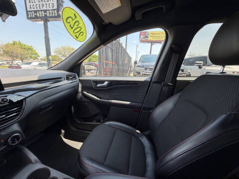 2025 Ford Escape ST-Line Select
