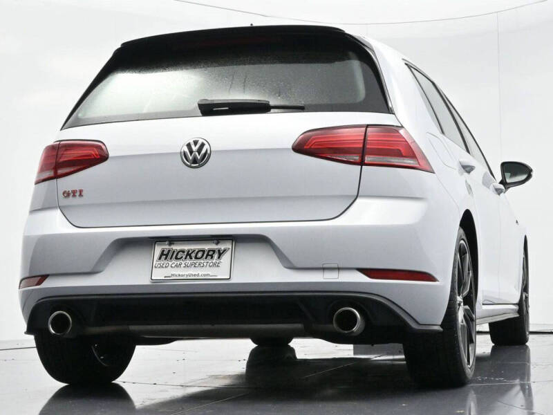 2021 Volkswagen Golf GTI Autobahn