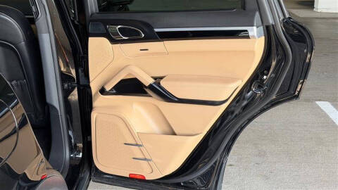 2016 Porsche Cayenne S