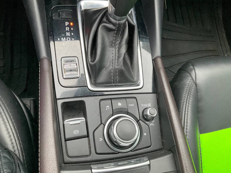 2018 Mazda MAZDA3 Touring