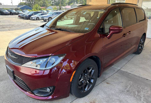 2018 Chrysler Pacifica Touring L Plus