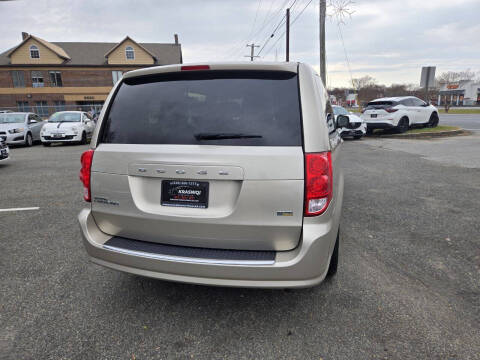 2014 Dodge Grand Caravan SE