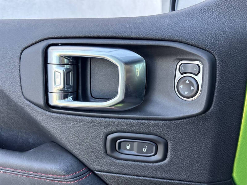 2025 Jeep Wrangler Rubicon X