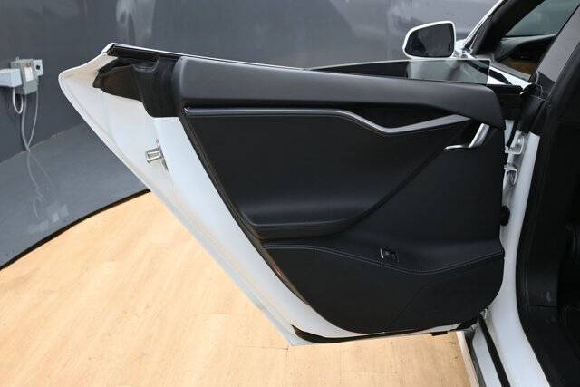 2020 Tesla Model S Performance