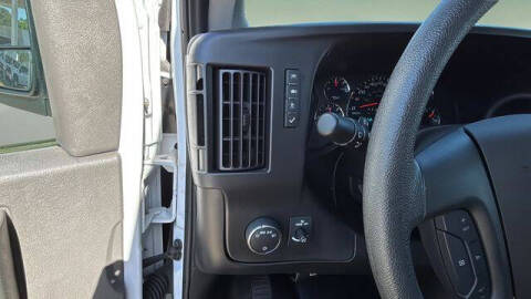 2024 Chevrolet Express 2500