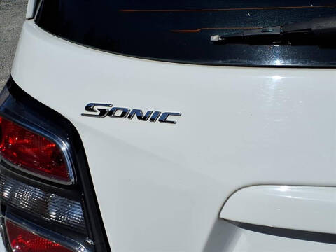 2019 Chevrolet Sonic LT Auto Fleet