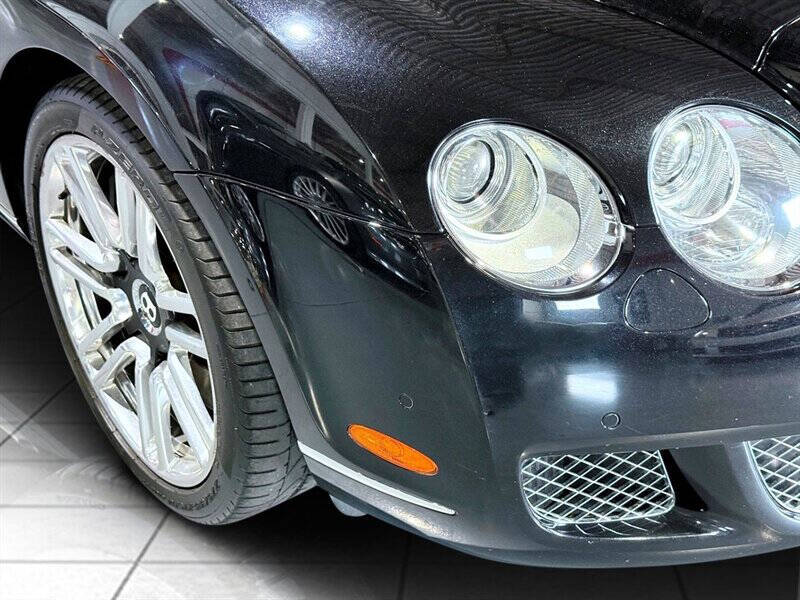 2011 Bentley Continental 11
