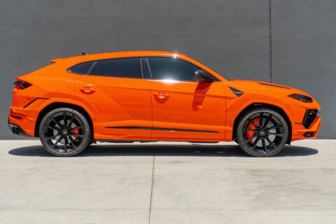 2023 Lamborghini Urus S