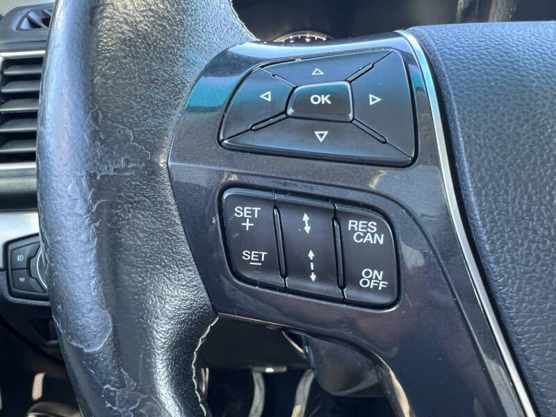 2017 Ford Explorer Platinum