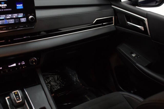 2023 Mitsubishi Outlander SE