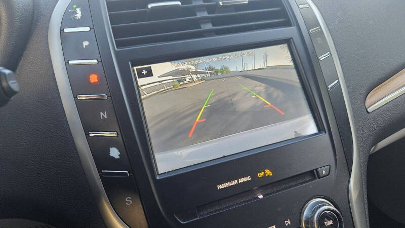 2019 Lincoln MKC Select