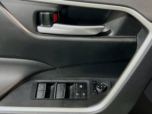 2023 Toyota RAV4 Hybrid Woodland Edition