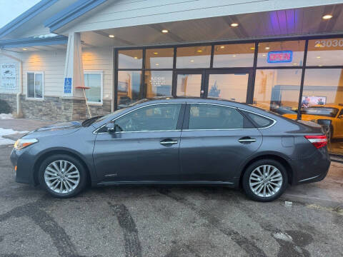 2014 Toyota Avalon Hybrid XLE Premium
