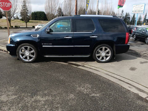 2007 Cadillac Escalade for sale at Car Link Auto Sales LLC in Marysville WA