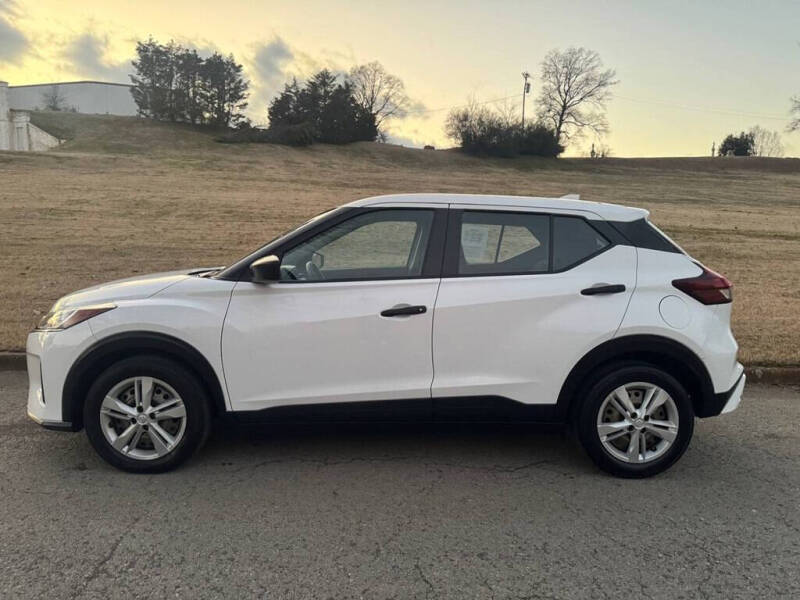 2023 Nissan Kicks S