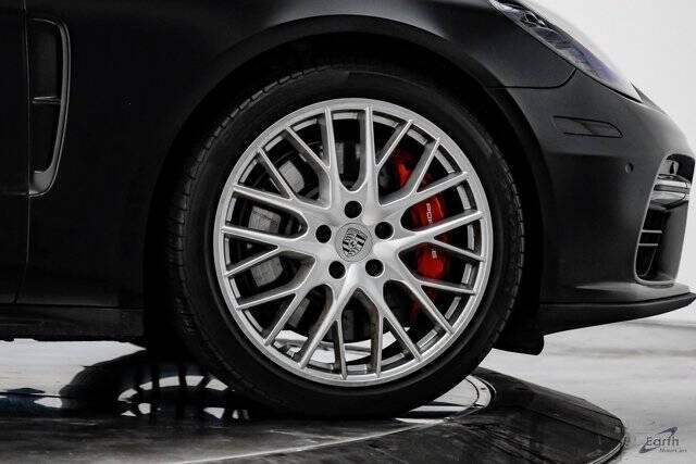 2018 Porsche Panamera Turbo Sport Turismo