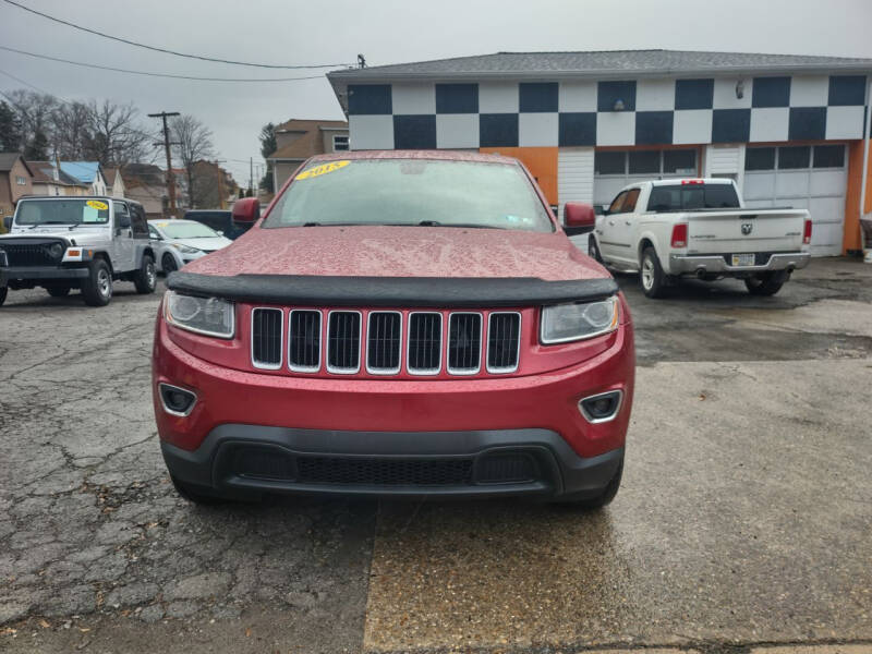 2015 Jeep Grand Cherokee Laredo E photo 3