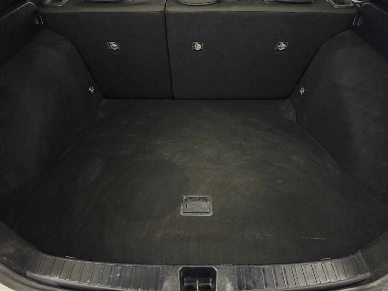 2019 Toyota Prius L Eco