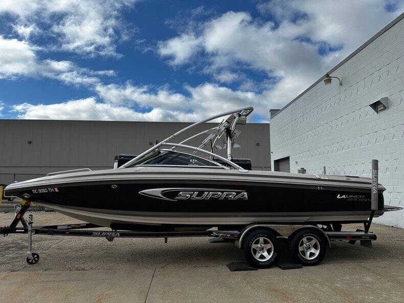 2005 Supra Boats Launch 24SSV