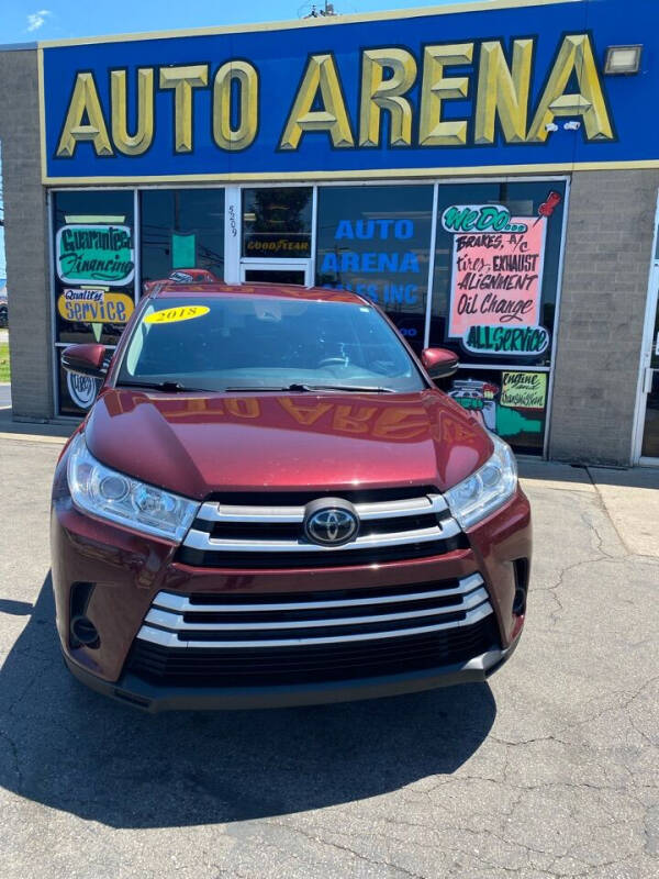 2018 Toyota Highlander for sale at Auto Arena in Fairfield OH