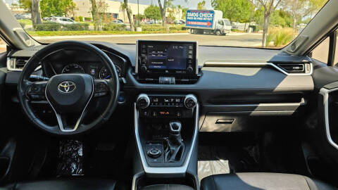 2021 Toyota RAV4 Hybrid XLE Premium